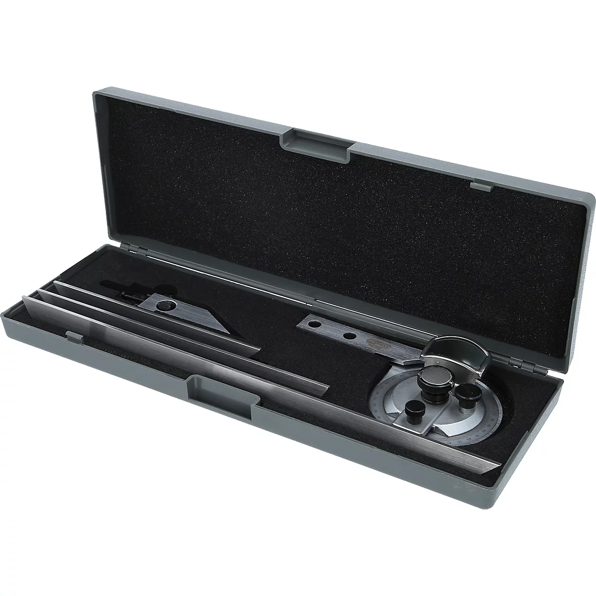 Winkelmesser-Set in grauem Koffer. Enthält verschiedene Winkelwerkzeuge.